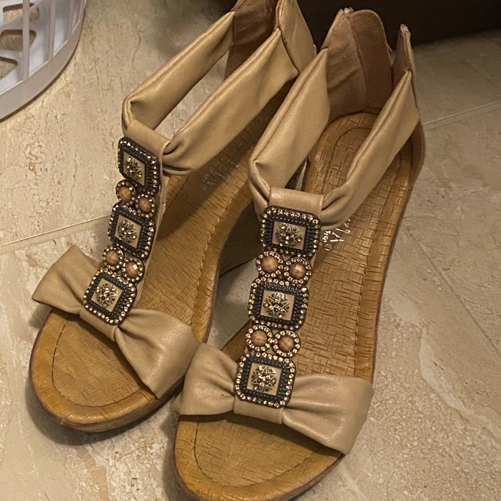 Jeweled Wedges